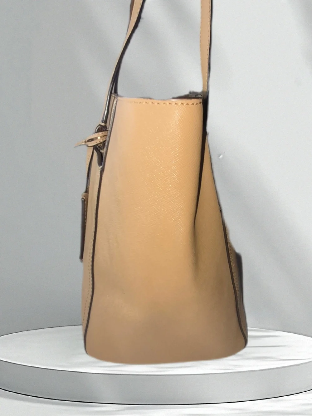 Tory Burch this tory